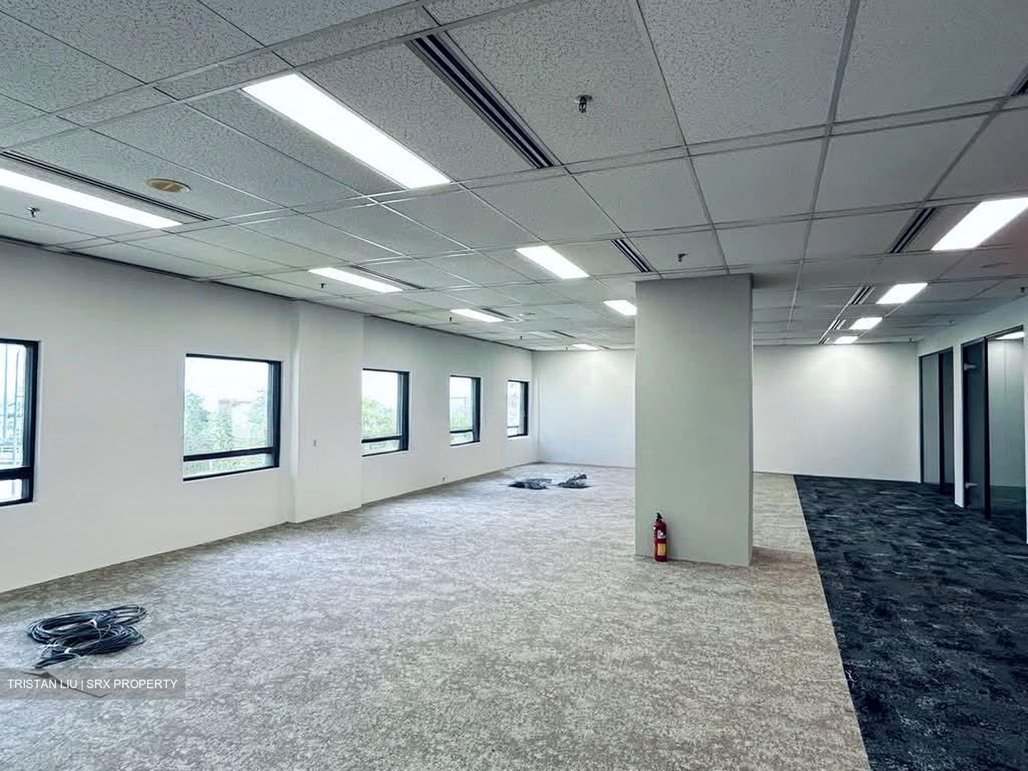 Abi Plaza (D2), Office #533724371